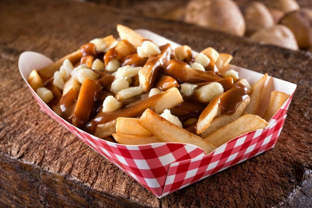 la_poutine-recette-quebecoise-